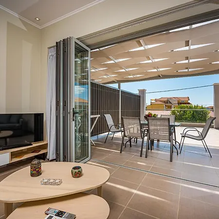 Metsovo Big Apts Apartman Laganász