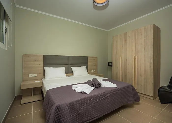 Metsovo Big Apts * Laganas