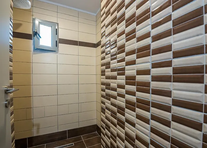 Metsovo Big Apts Лаганас